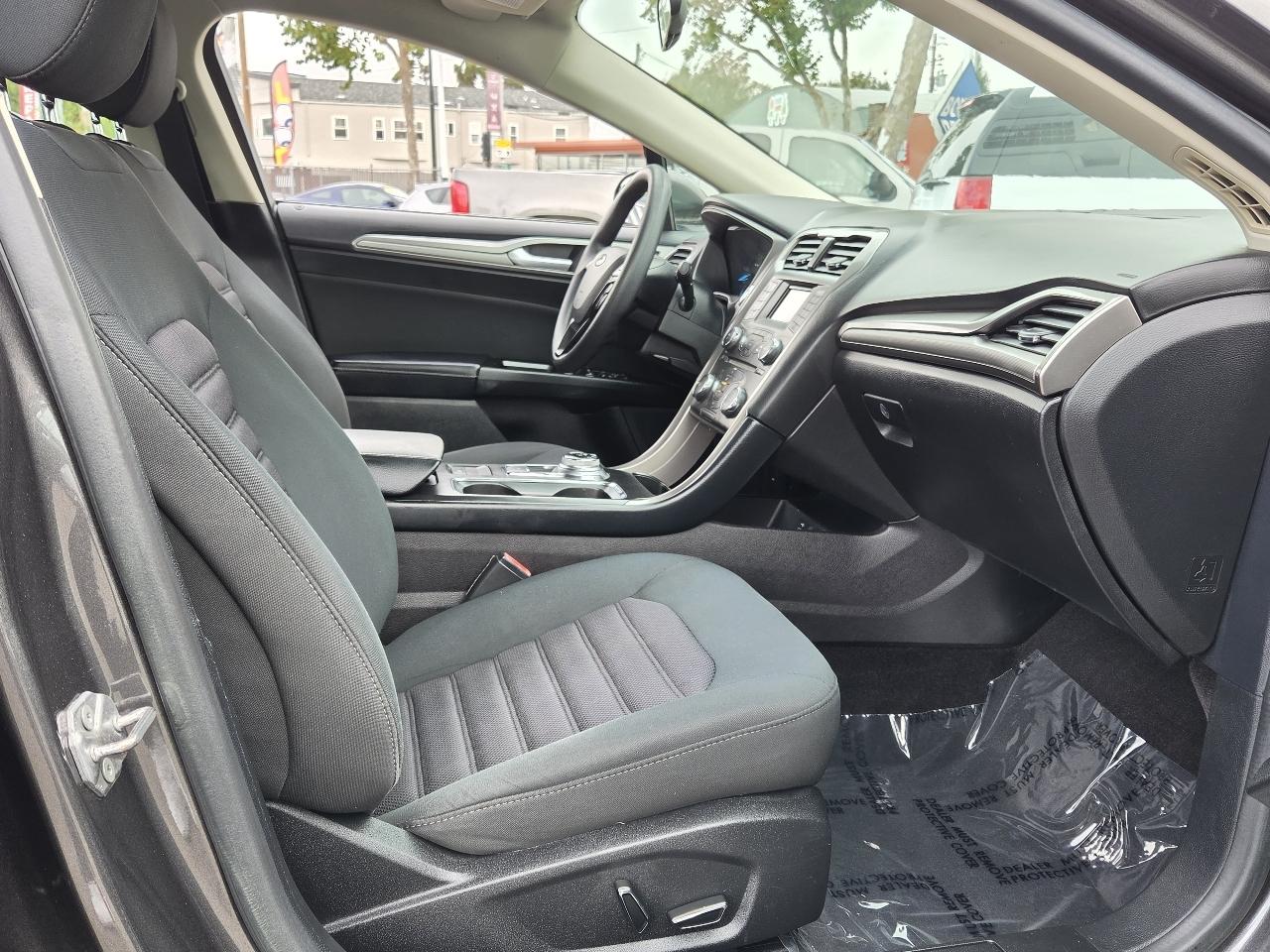 Ford Fusion  2017