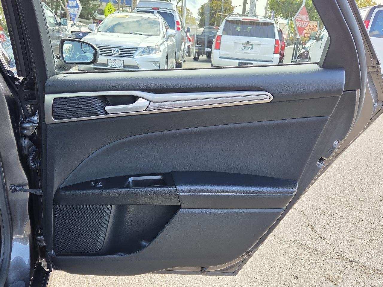 Ford Fusion  2017