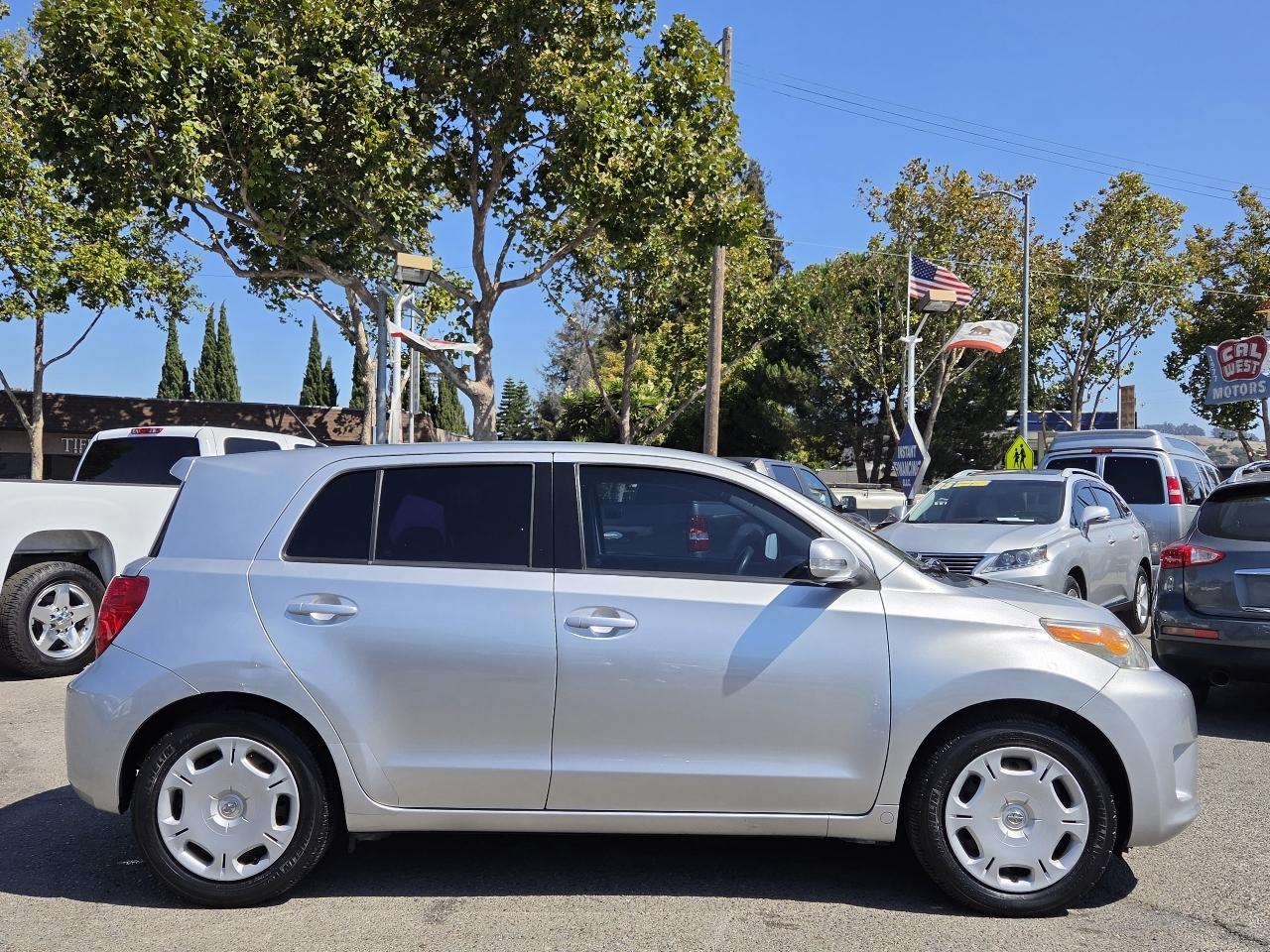 Scion xD  2012