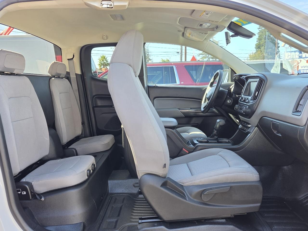 Chevrolet Colorado photo 7