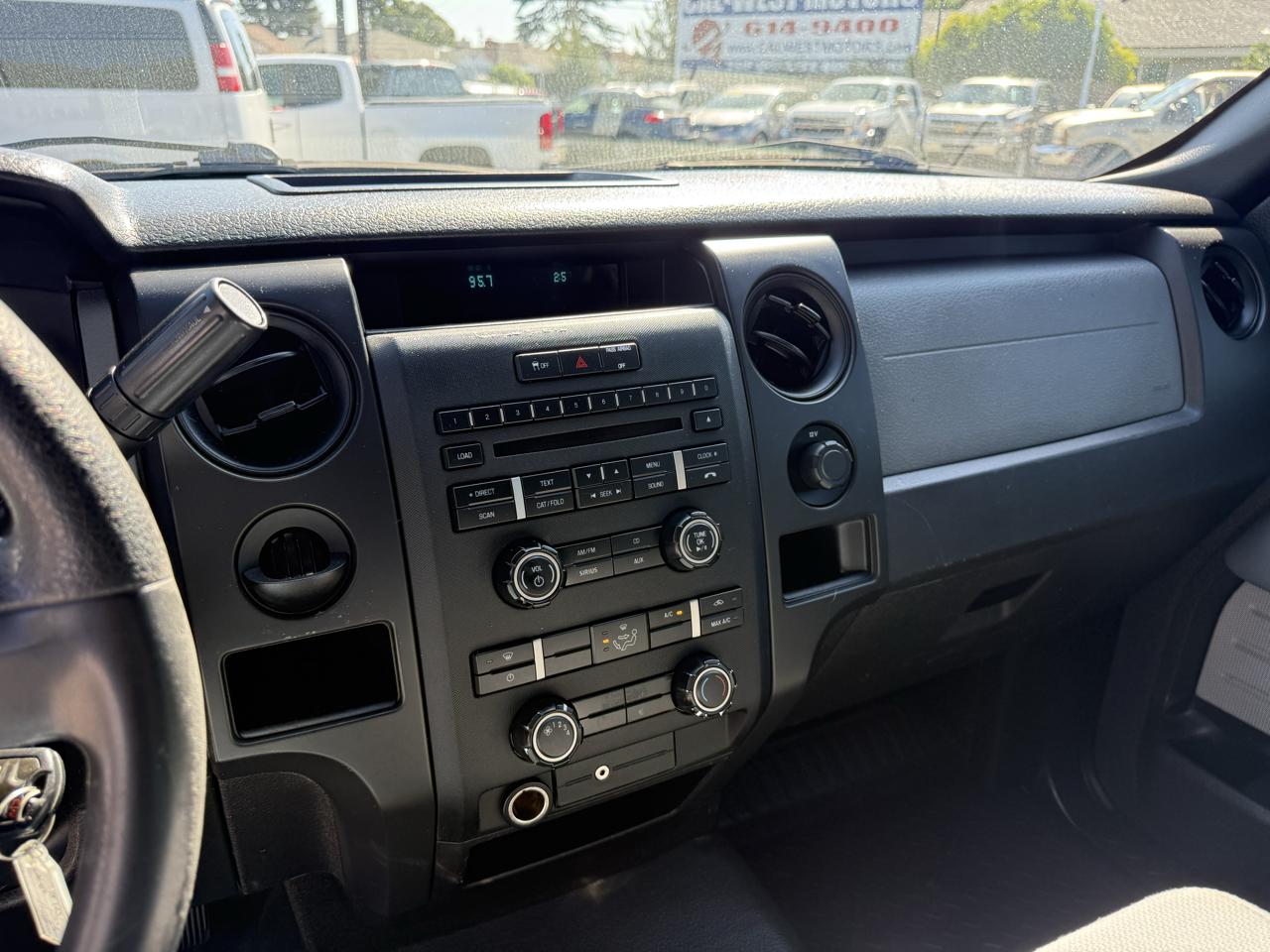 Ford F-150 photo 16