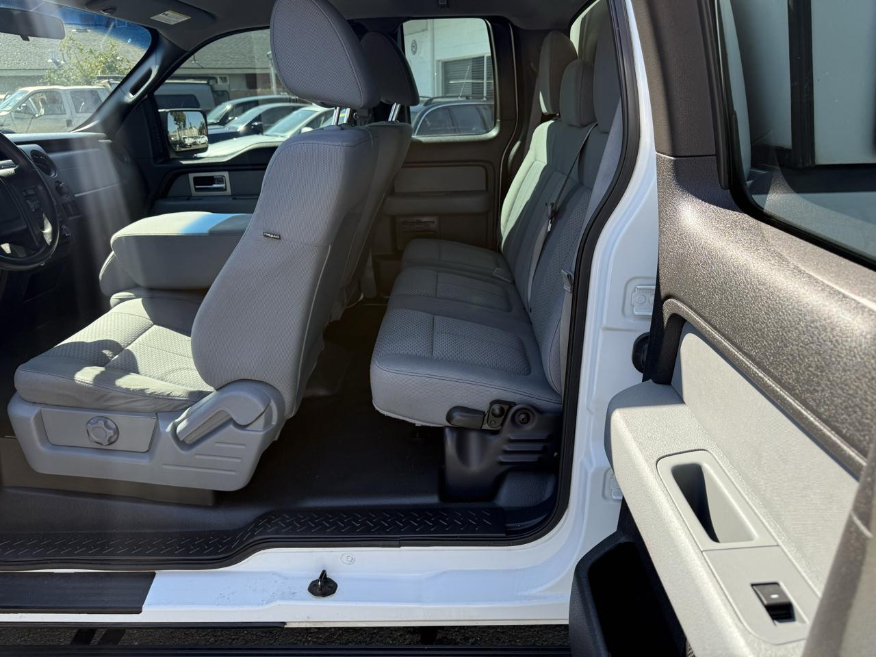 Ford F-150 photo 18