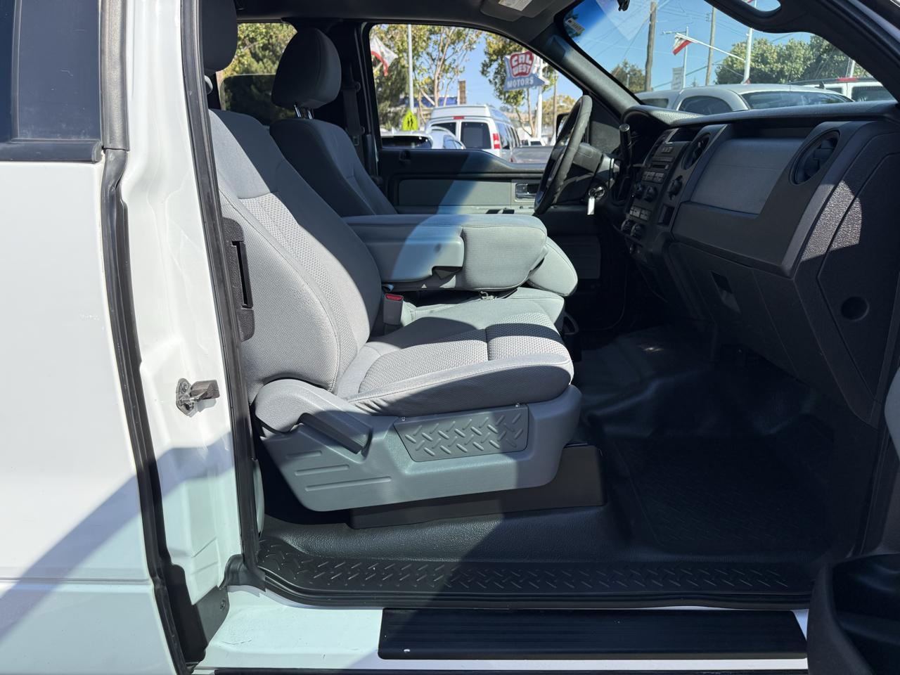 Ford F-150 photo 22