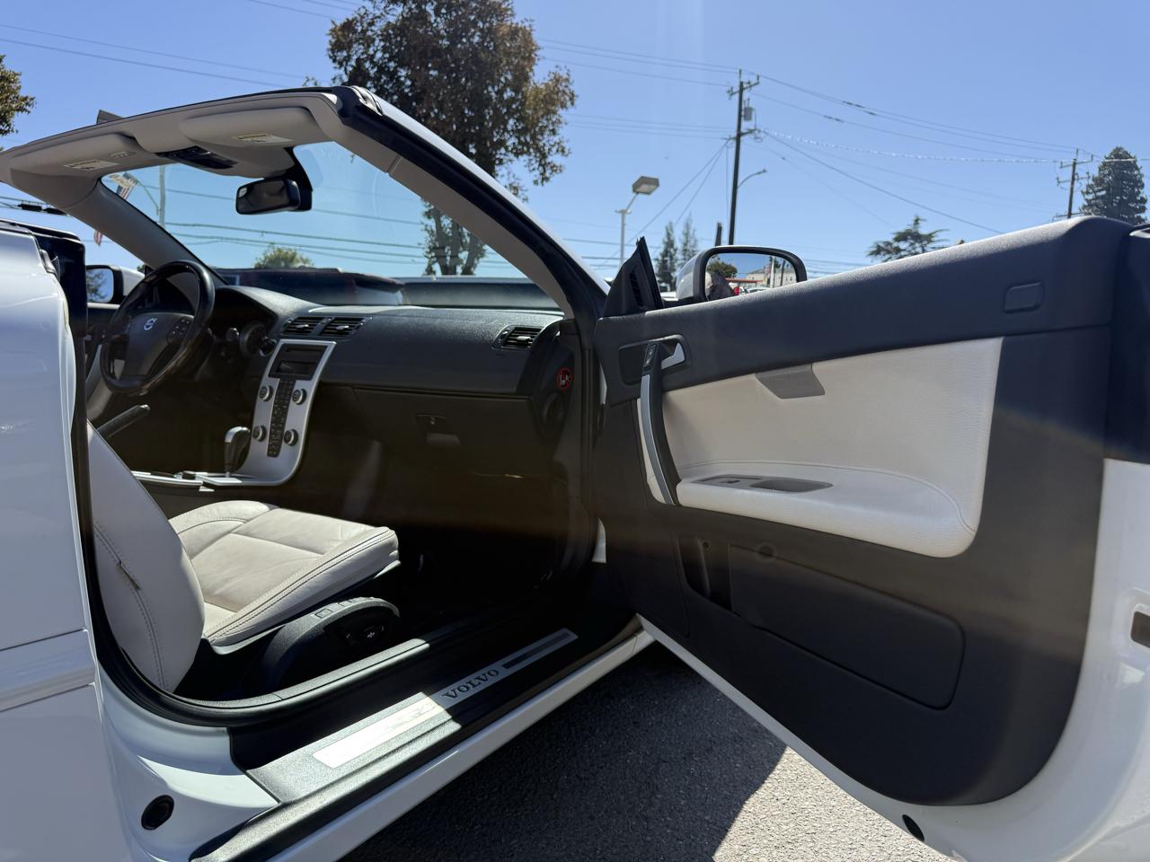 Volvo C70  2013