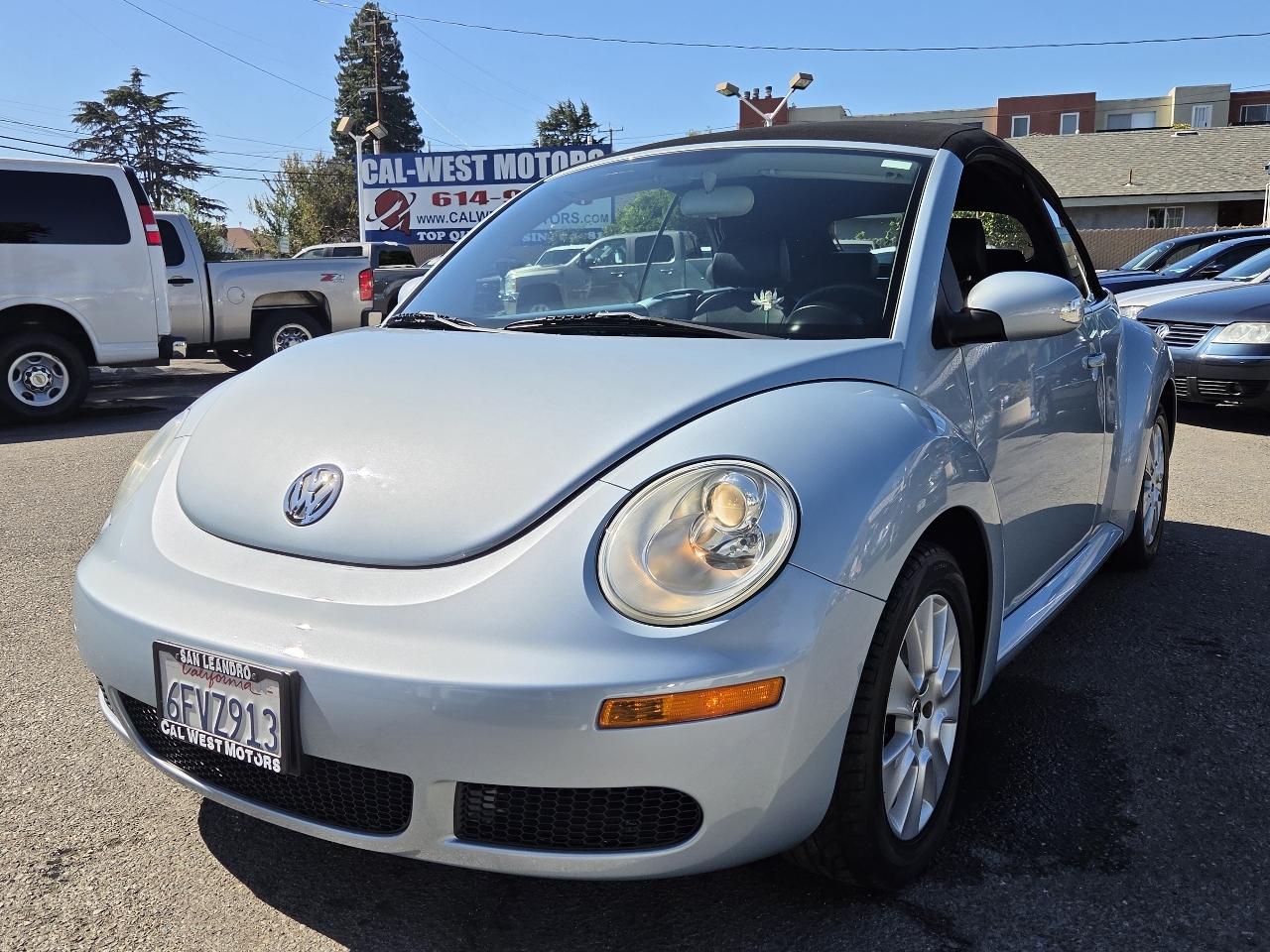 Volkswagen New Beetle Convertible  2009