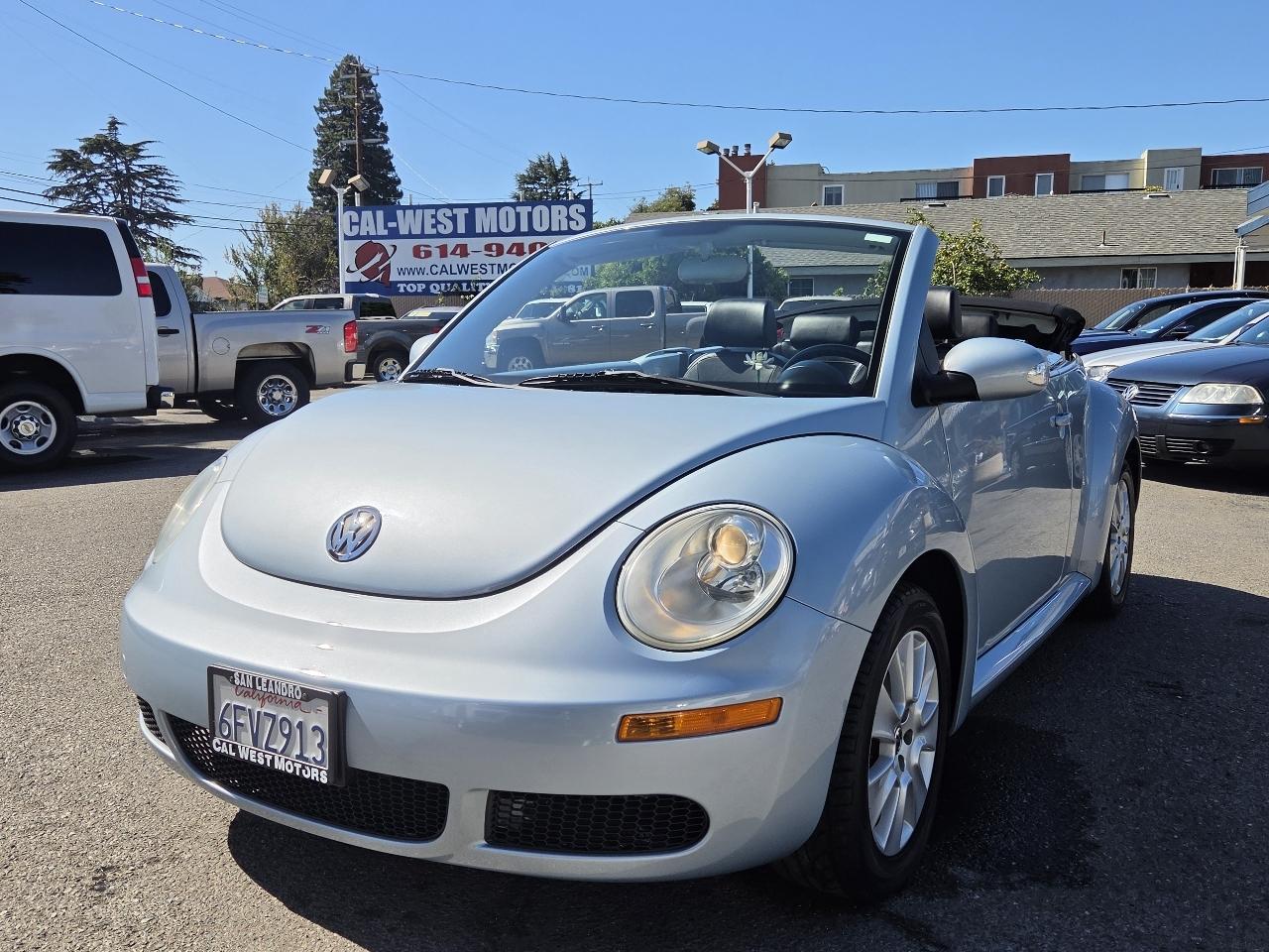 Volkswagen New Beetle Convertible  2009
