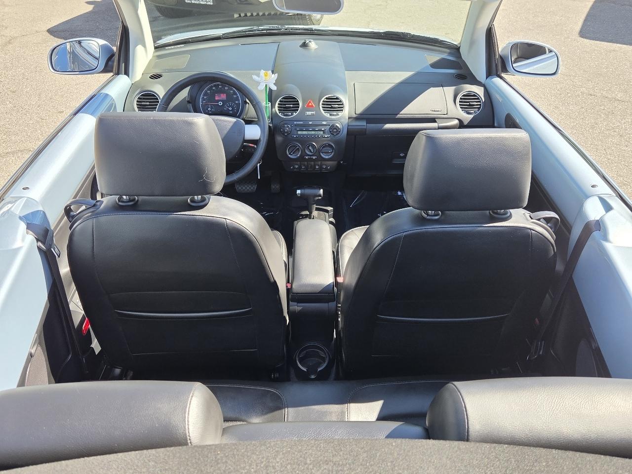 Volkswagen New Beetle Convertible  2009