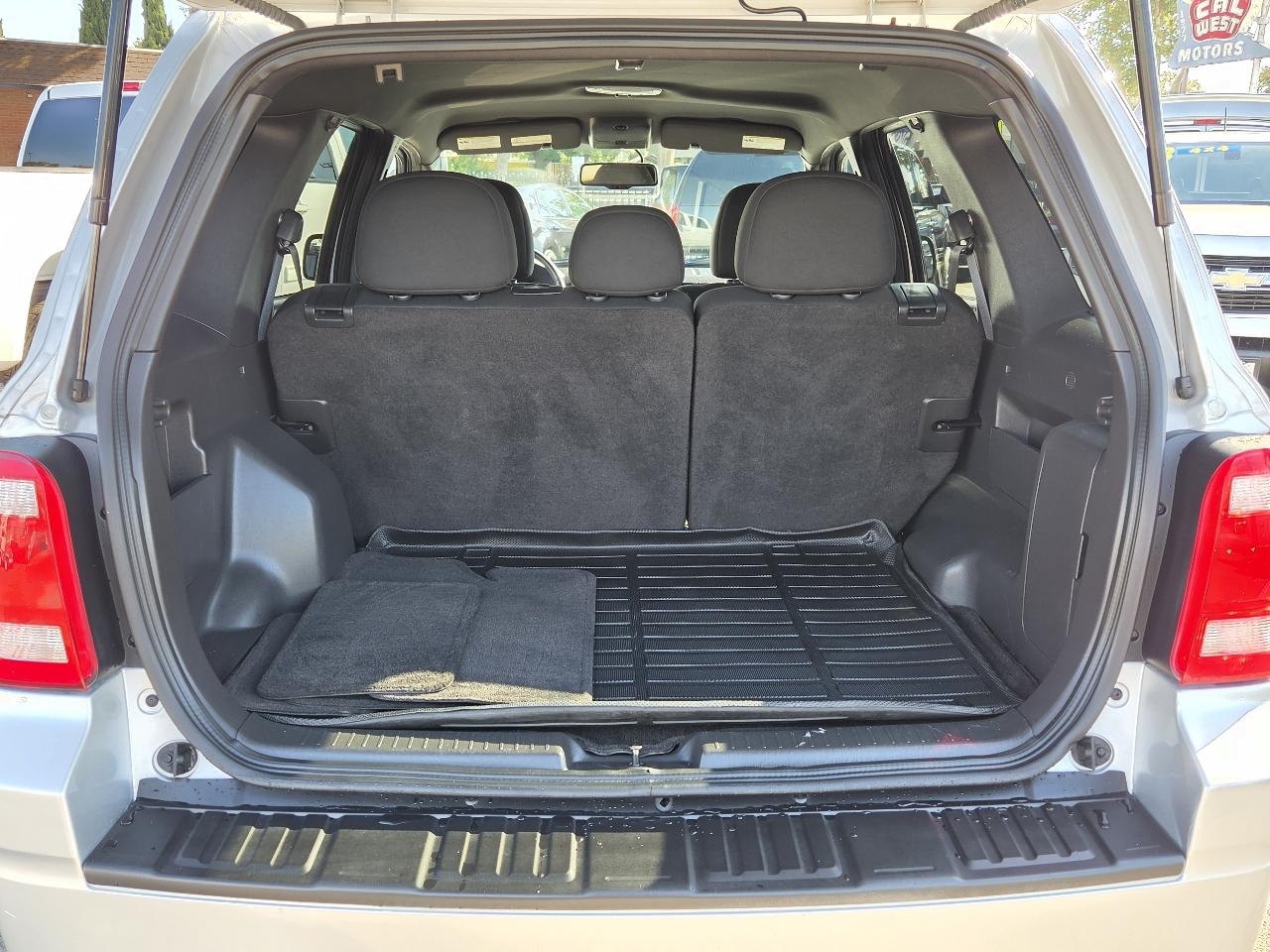 Ford Escape photo 6