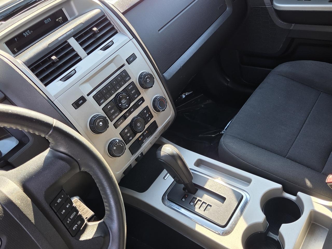 Ford Escape photo 18
