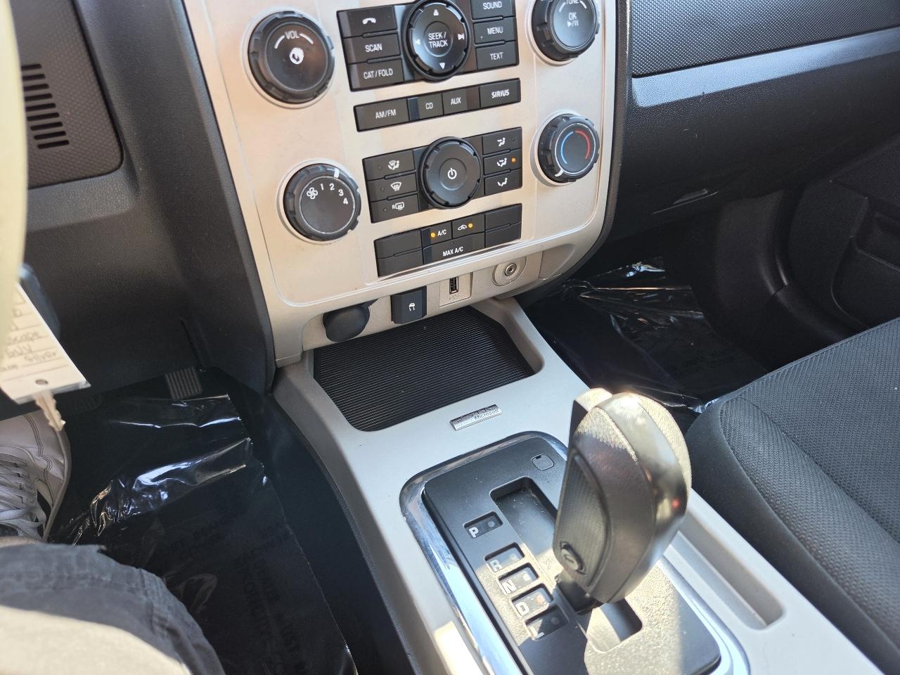 Ford Escape photo 20