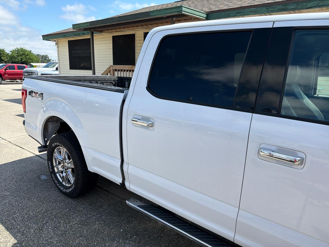 Ford F-150 XLT SuperCrew 6.5-ft. Bed 4WD 2015