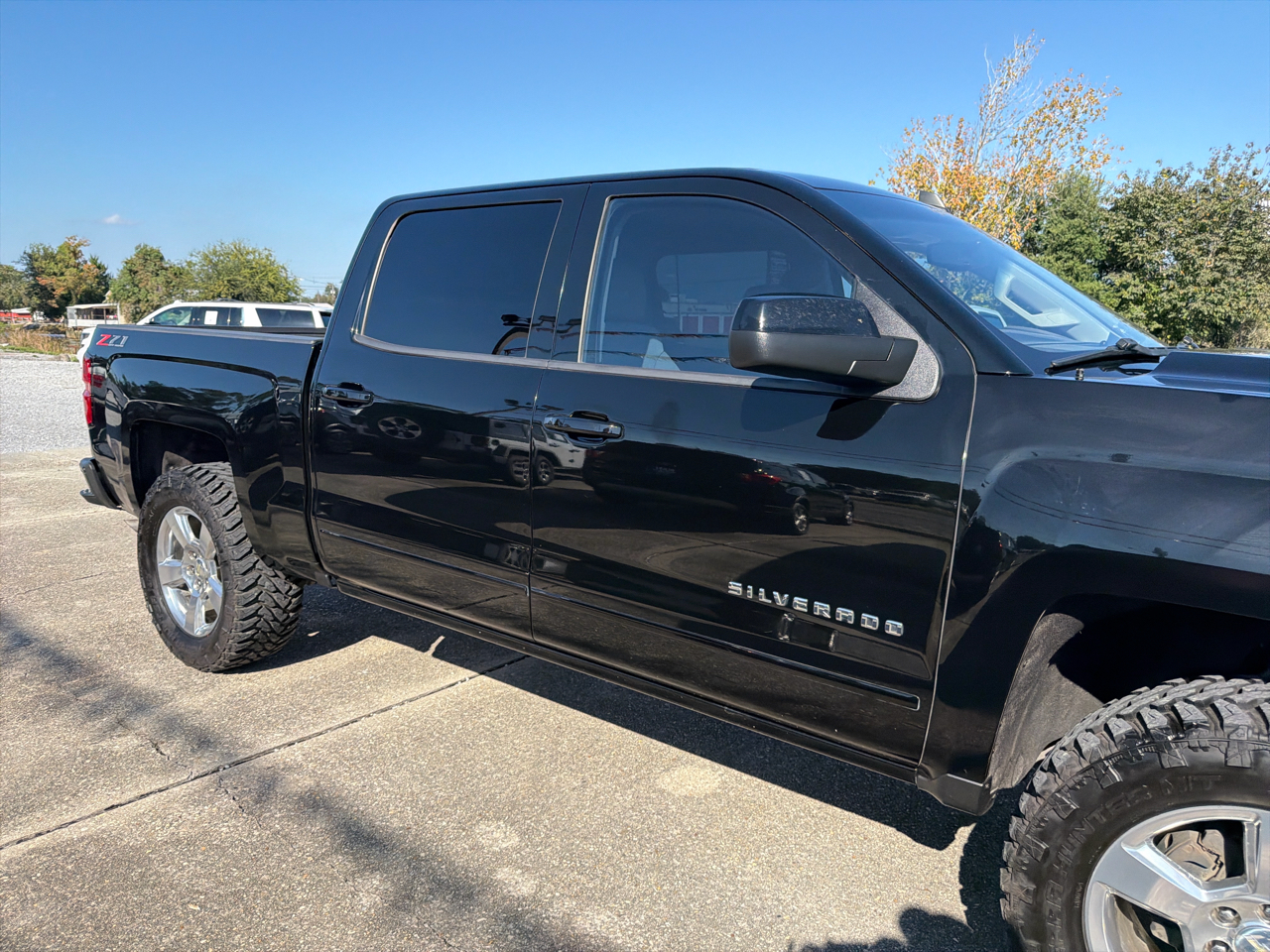 Chevrolet Silverado 1500 1LT Crew Cab 4WD 2018 Chevrolet Silverado 1500 1LT Crew Cab 4WD 2018