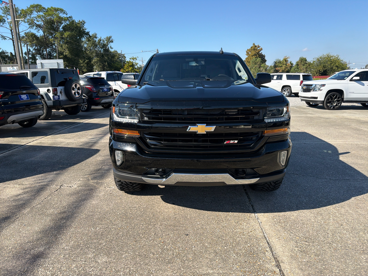 Chevrolet Silverado 1500 1LT Crew Cab 4WD 2018 Chevrolet Silverado 1500 1LT Crew Cab 4WD 2018