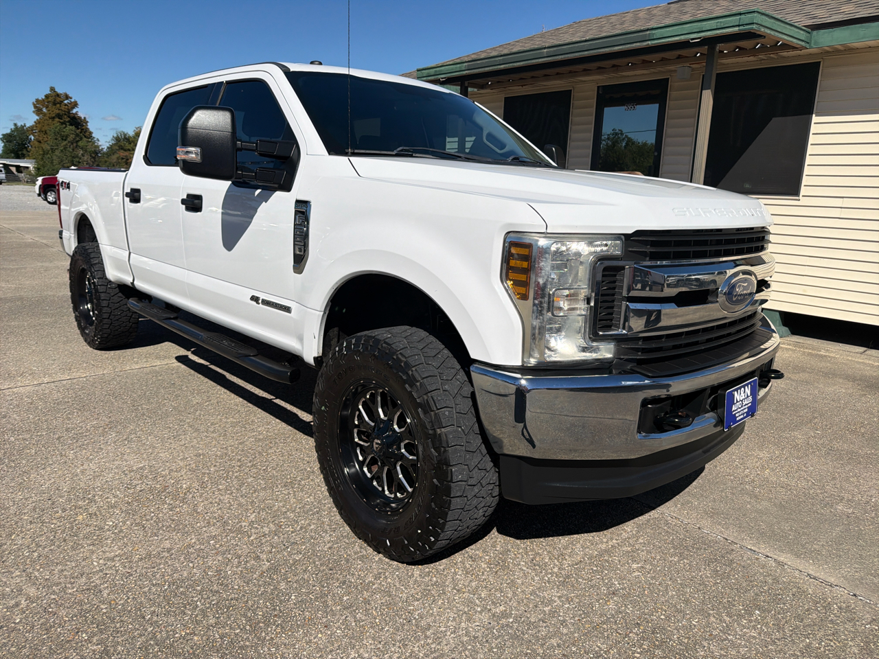 Ford F-250 SD XLT Crew Cab 4WD 2018 Ford F-250 SD XLT Crew Cab 4WD 2018