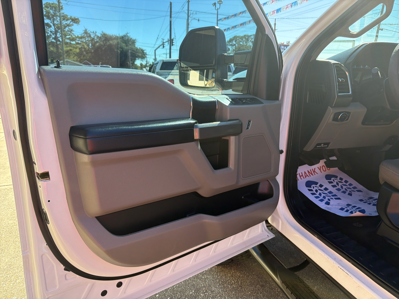 Ford F-250 SD XLT Crew Cab 4WD 2018 Ford F-250 SD XLT Crew Cab 4WD 2018