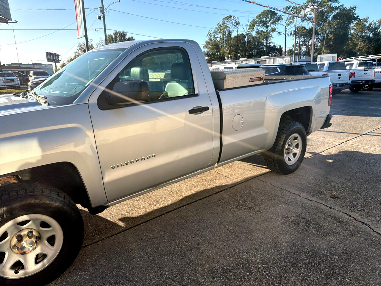 Chevrolet Silverado 1500 2WD Reg Cab 140" Work Truck 2015