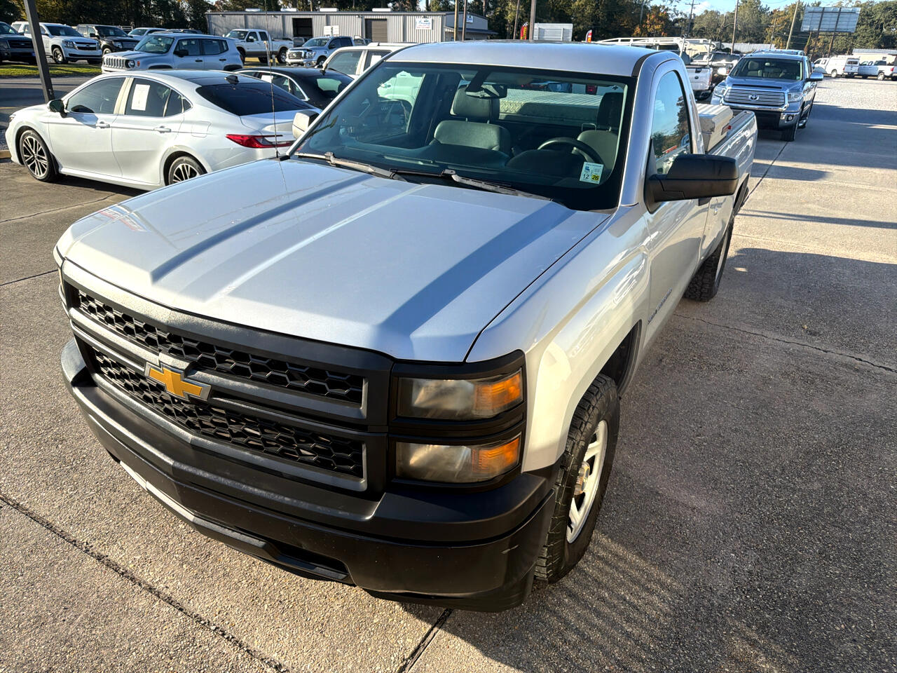 Chevrolet Silverado 1500 2WD Reg Cab 140" Work Truck 2015