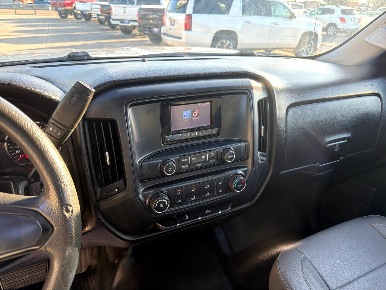 Chevrolet Silverado 1500 2WD Reg Cab 140" Work Truck 2015