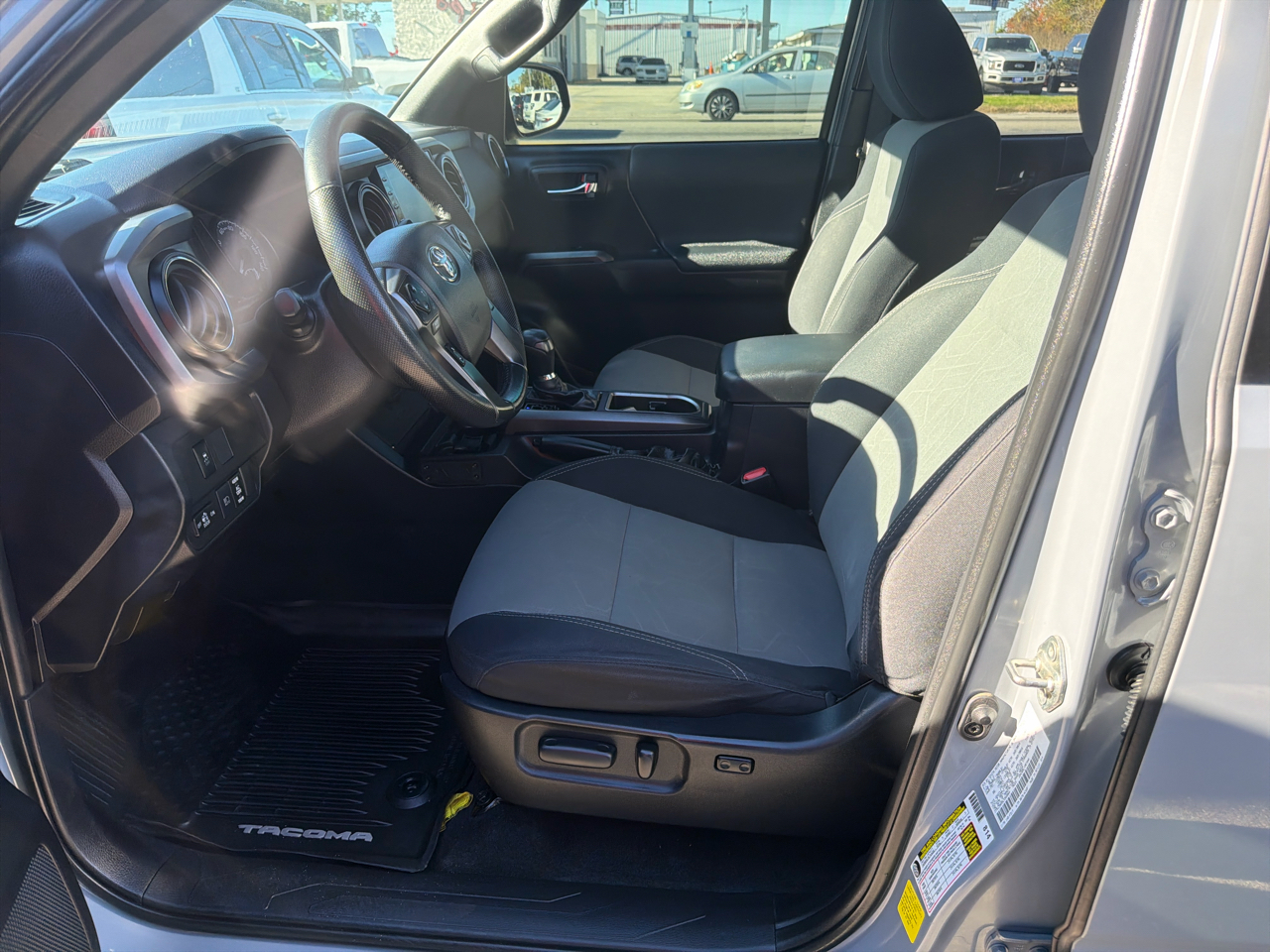 Toyota Tacoma TRD Offroad Dbl Cab 4WD at 2020