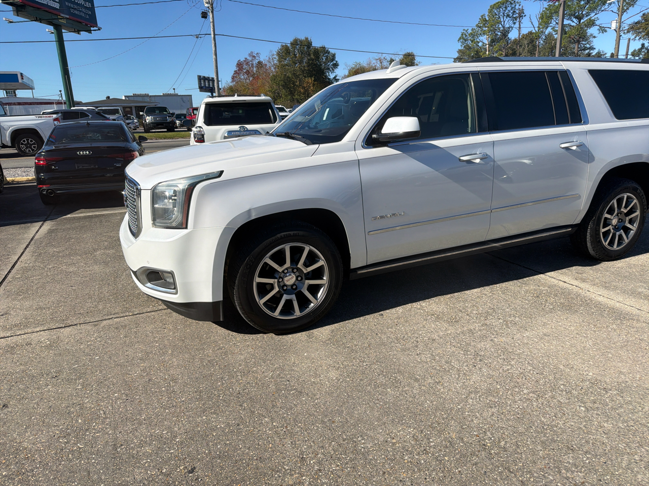 GMC Yukon XL Denali 2WD 2016