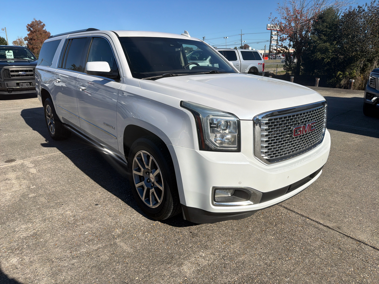 GMC Yukon XL Denali 2WD 2016