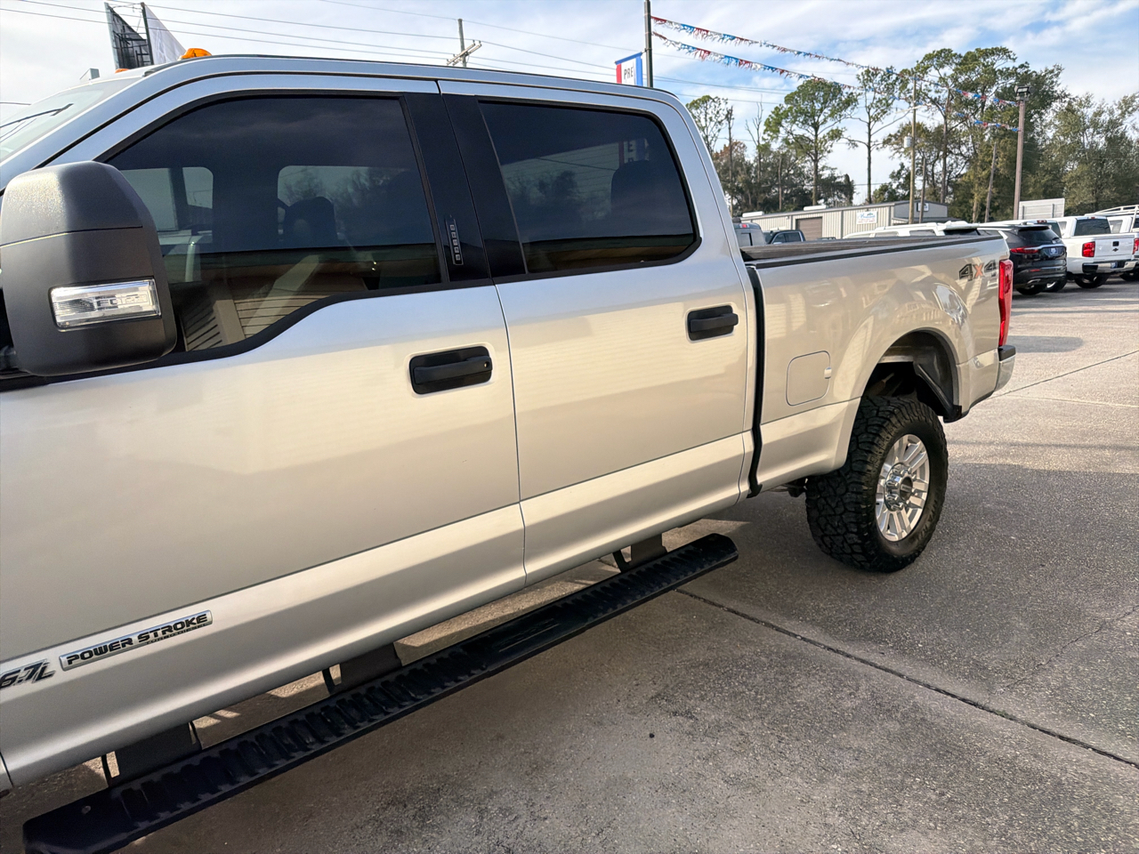Ford F-250 SD XLT Crew Cab 4WD 2019