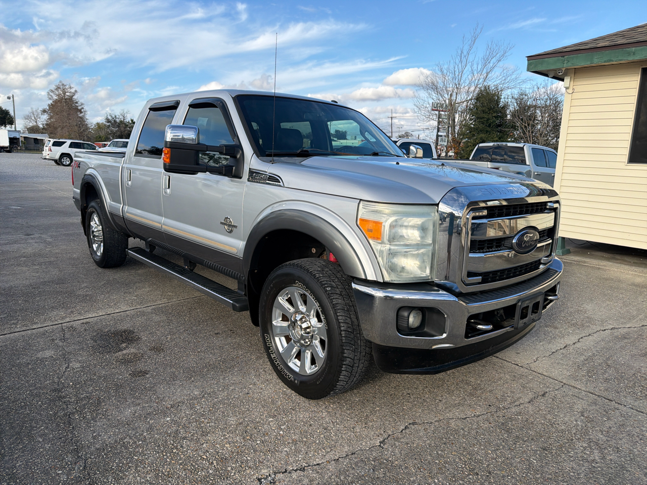 Ford F-250 SD Lariat Crew Cab 4WD 2012