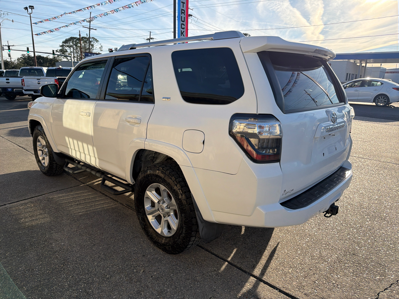 Toyota 4Runner SR5 2WD 2016