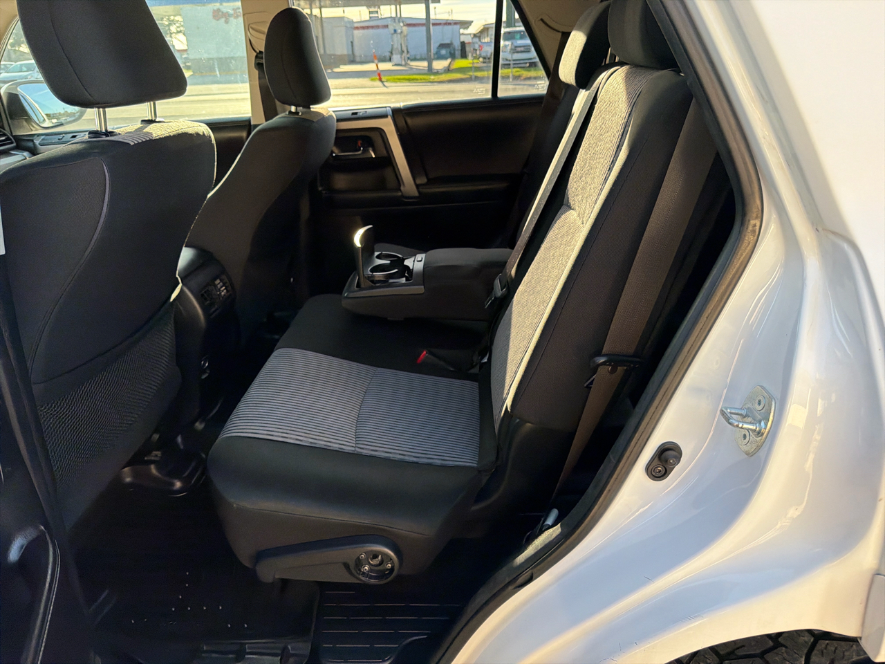 Toyota 4Runner SR5 2WD 2016