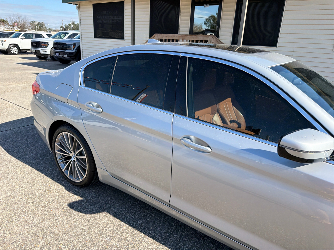 BMW 5-Series 530i 2019