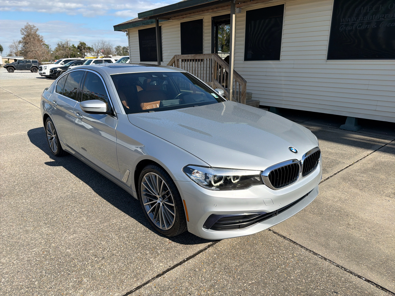 BMW 5-Series 530i 2019