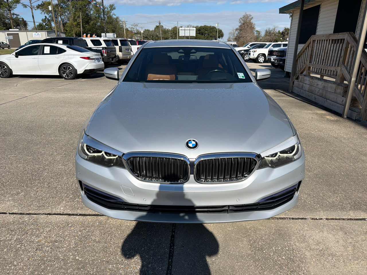 BMW 5-Series 530i 2019