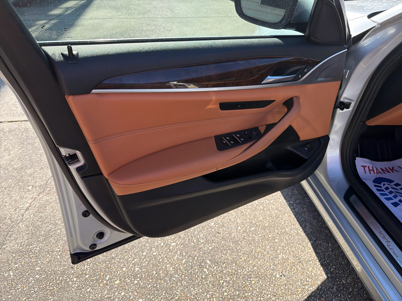 BMW 5-Series 530i 2019