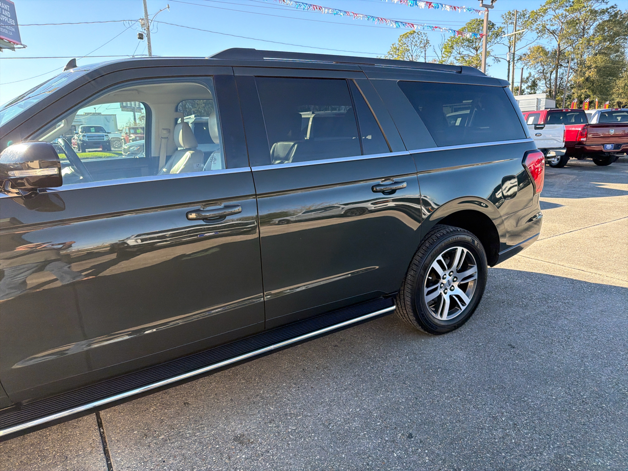 Ford Expedition MAX XLT 2022