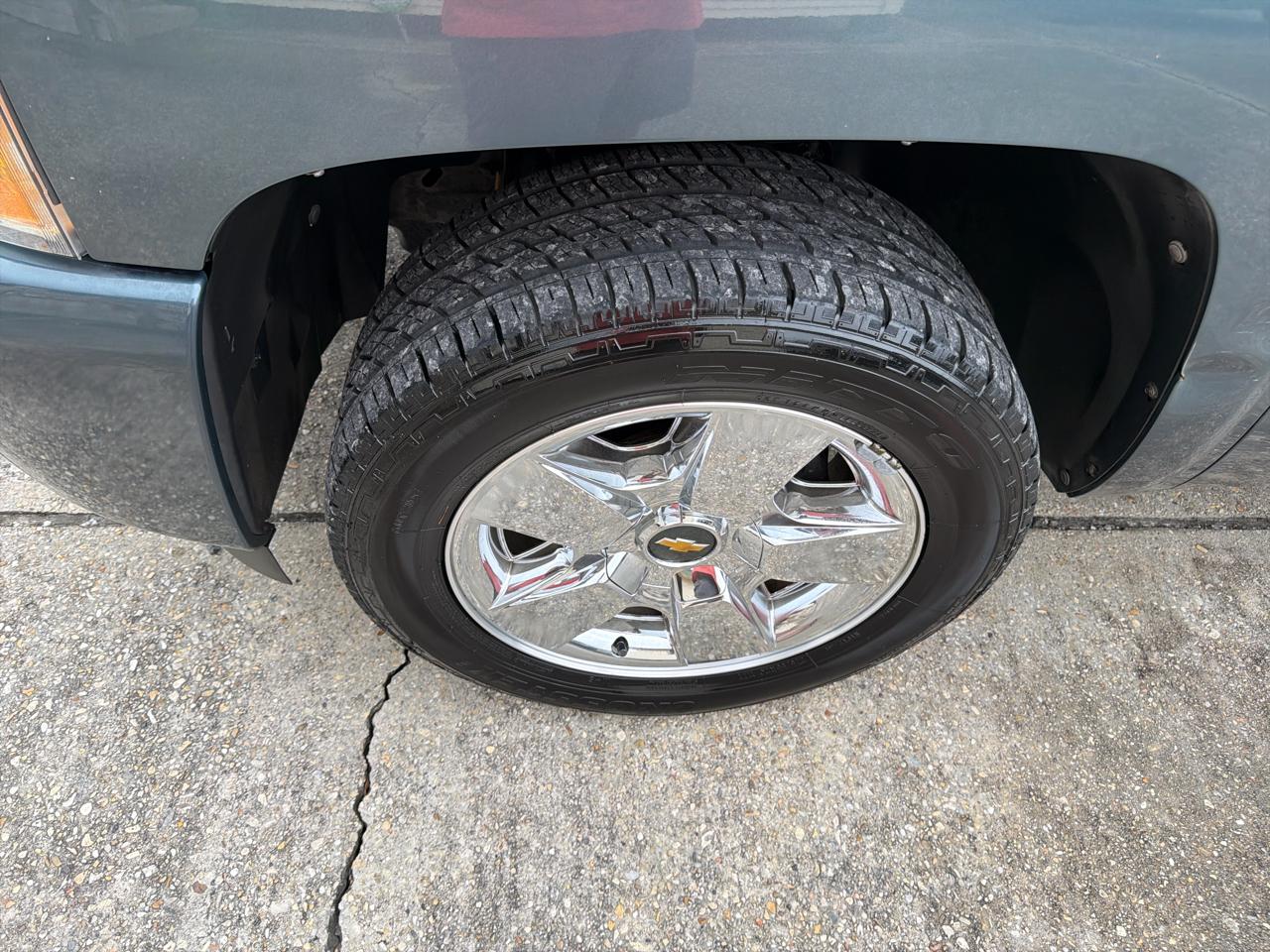 Chevrolet Silverado 1500 1LT Crew Cab 2WD 2009