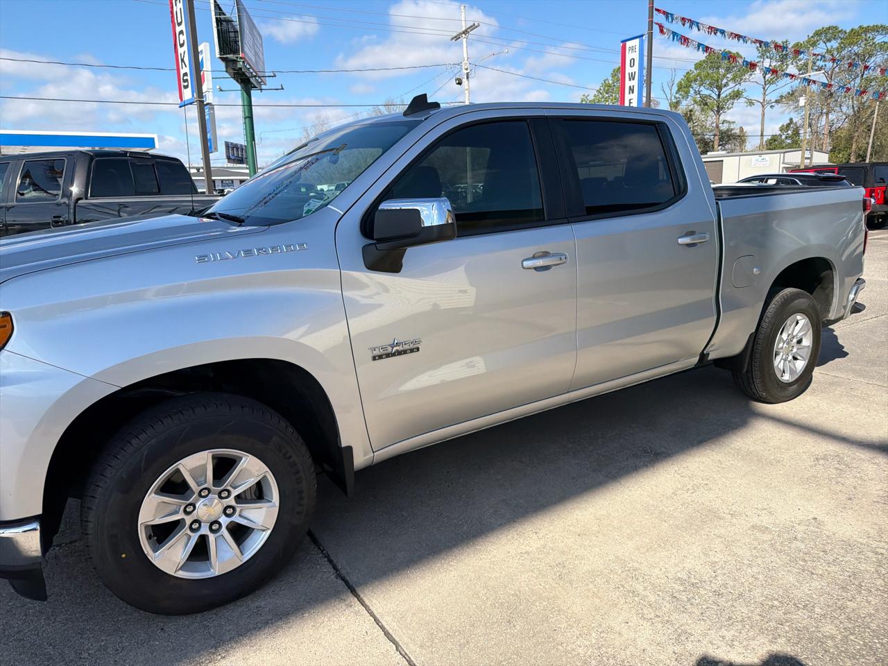 Chevrolet Silverado 1500 1LT Crew Cab 2WD 2020