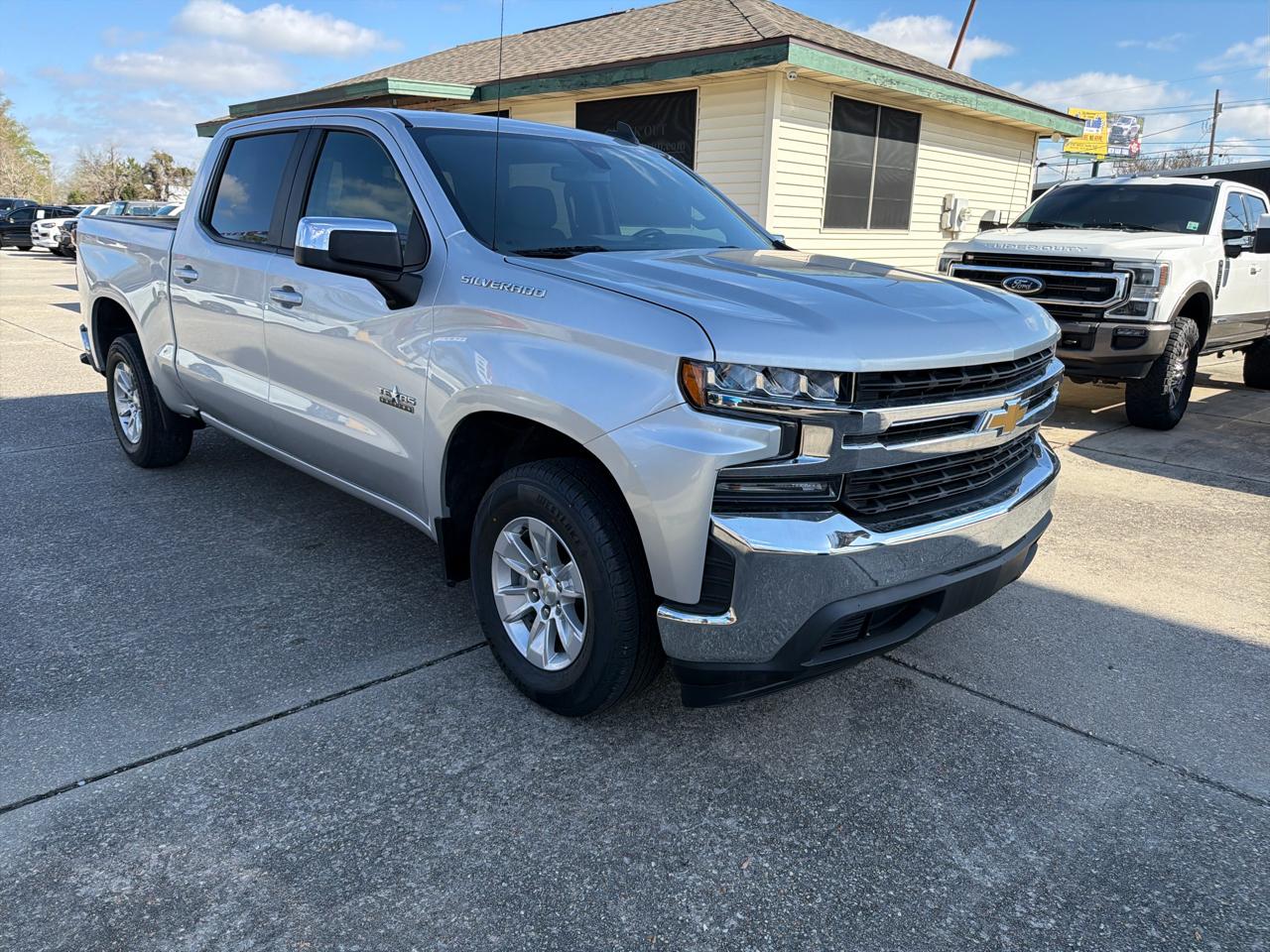 Chevrolet Silverado 1500 1LT Crew Cab 2WD 2020