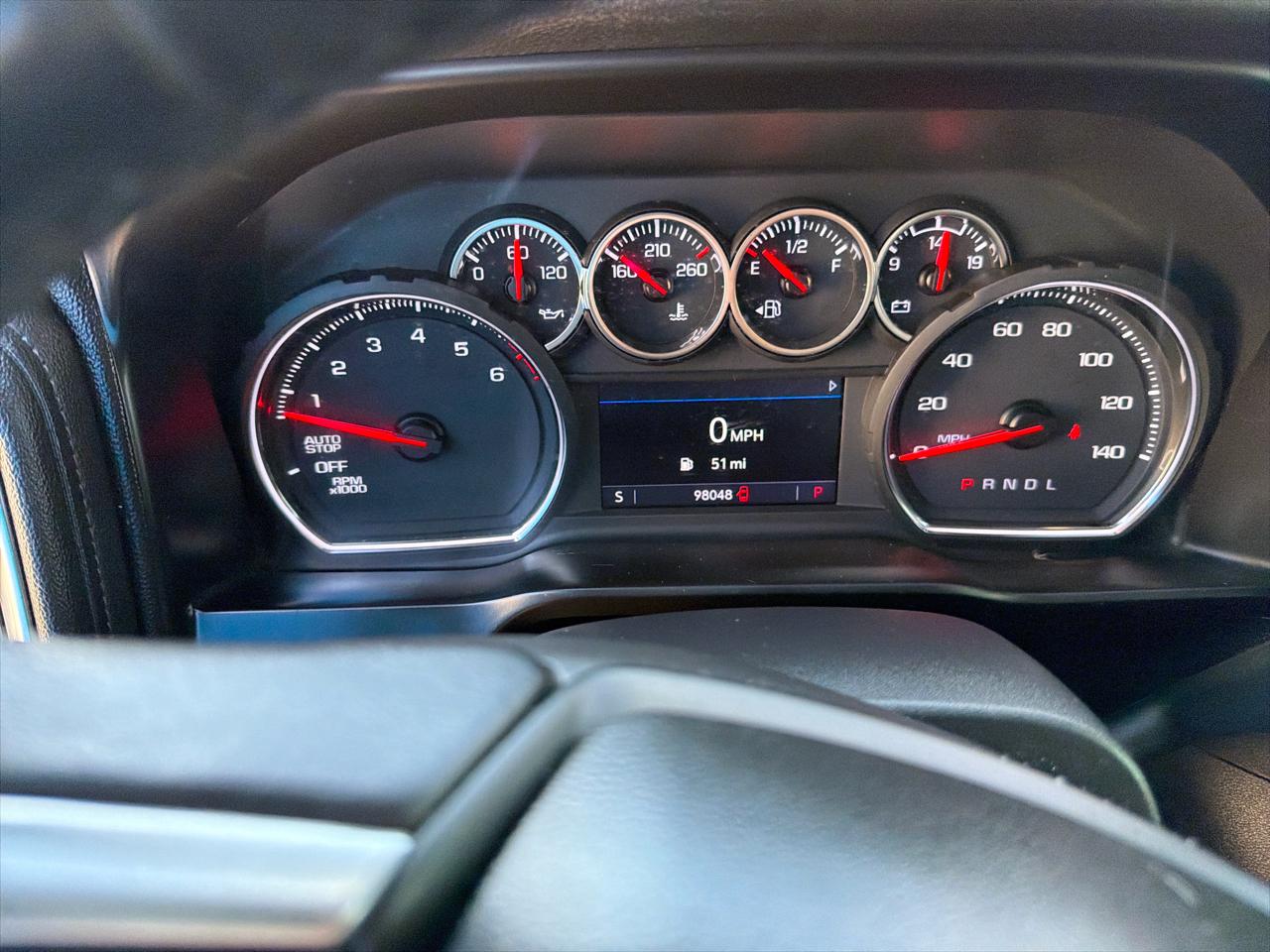 Chevrolet Silverado 1500 1LT Crew Cab 2WD 2020