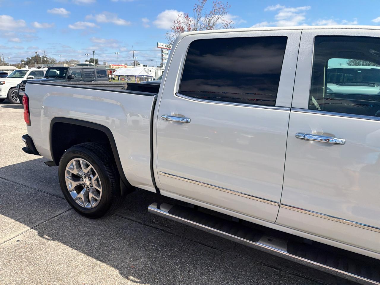 GMC Sierra 1500 2WD Crew Cab 143.5" SLT 2014