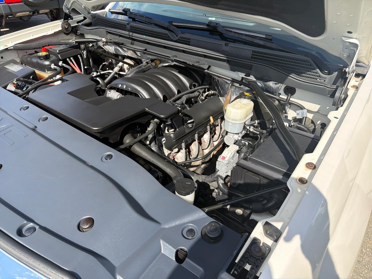 GMC Sierra 1500 2WD Crew Cab 143.5" SLT 2014