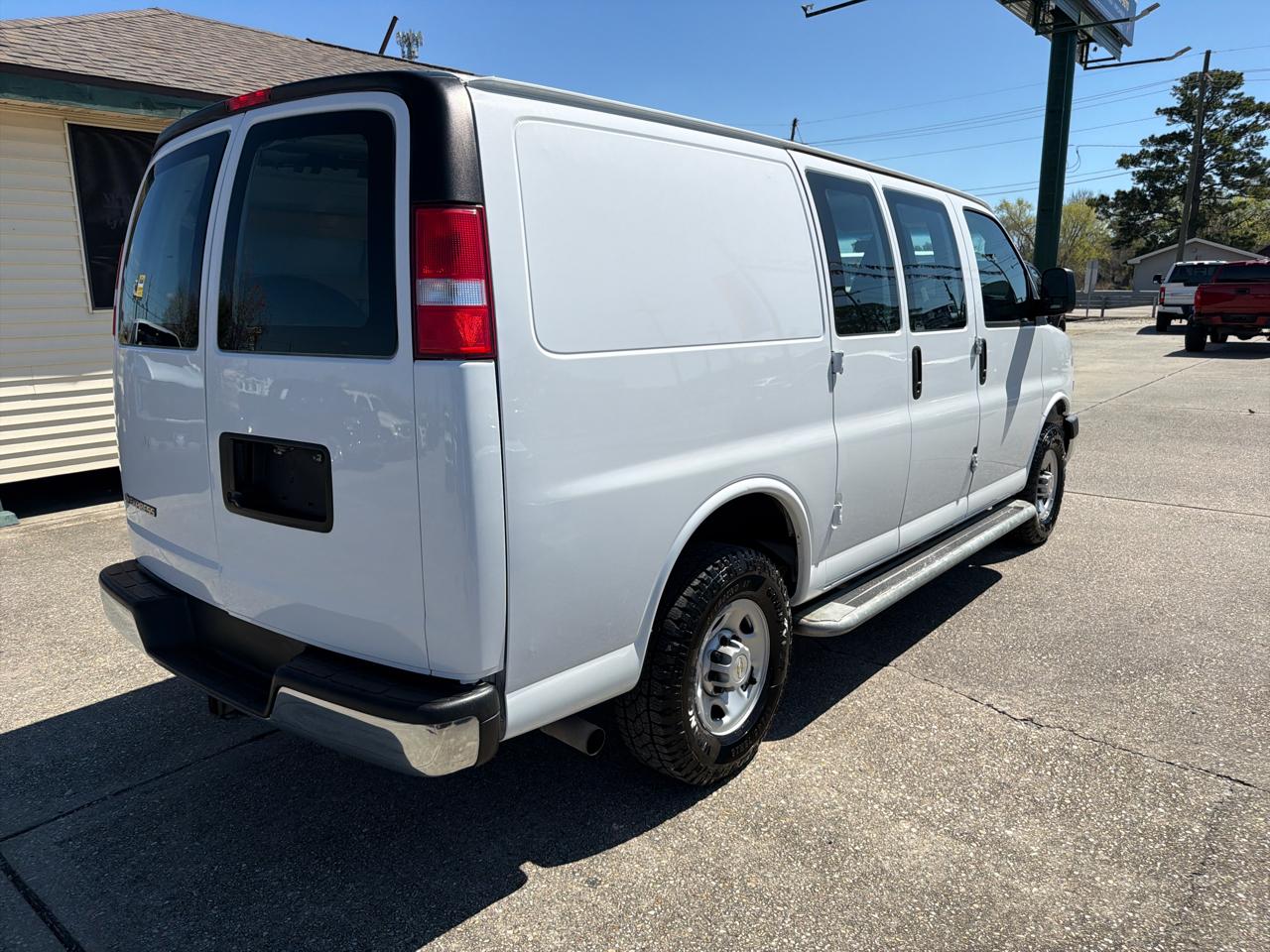 Chevrolet Express 2500 Cargo 2022