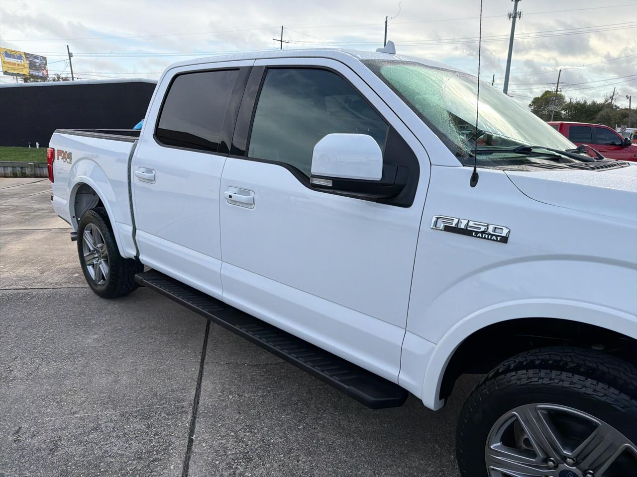 Ford F-150 Lariat 4WD SuperCrew 5.5' Box 2018