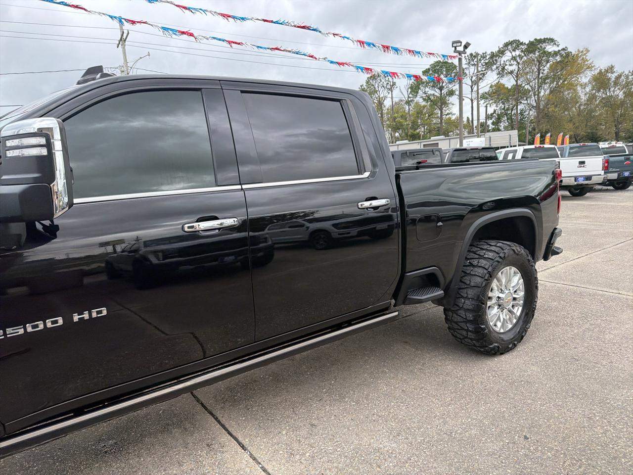 Chevrolet Silverado 2500HD High Country Crew Cab Short Box 4WD 2023