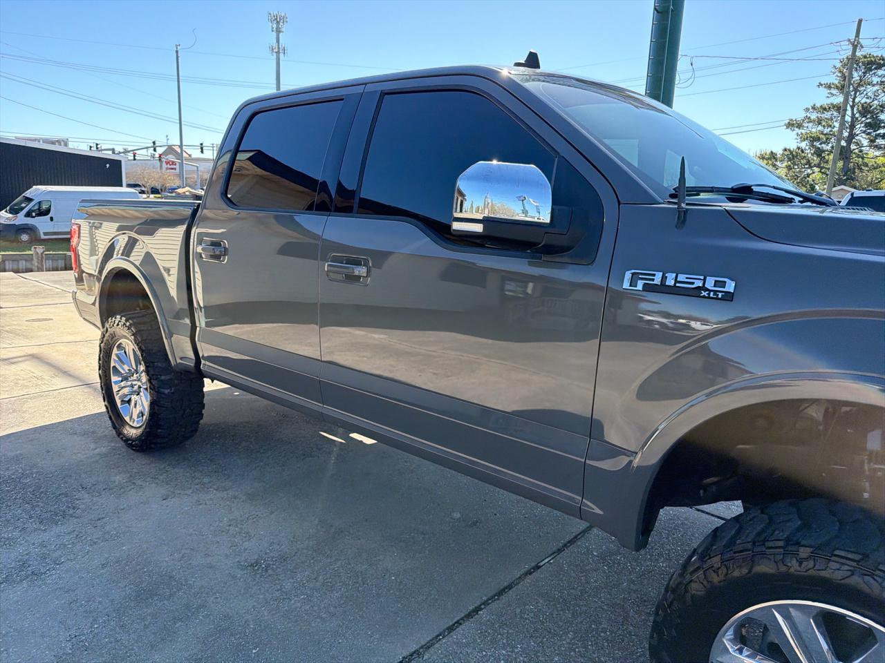 Ford F-150 XLT 2WD SuperCrew 5.5' Box 2020