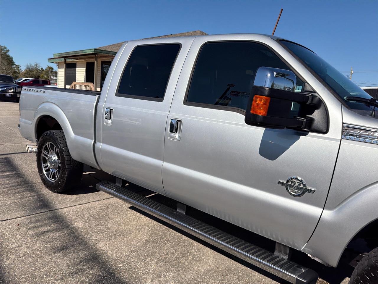 Ford F-250 SD Platinum Crew Cab 4WD 2016