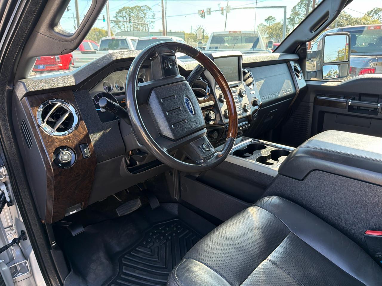 Ford F-250 SD Platinum Crew Cab 4WD 2016