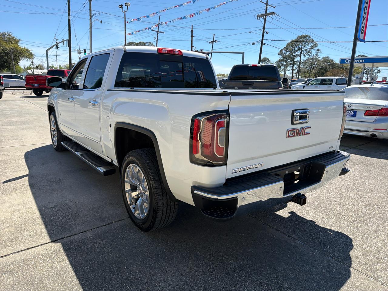 GMC Sierra 1500 2WD Crew Cab 143.5" SLT 2018