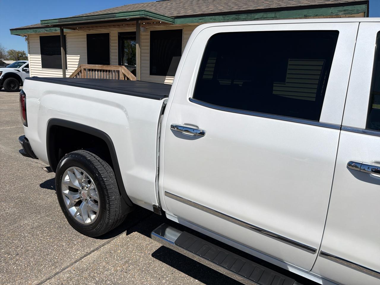 GMC Sierra 1500 2WD Crew Cab 143.5" SLT 2018