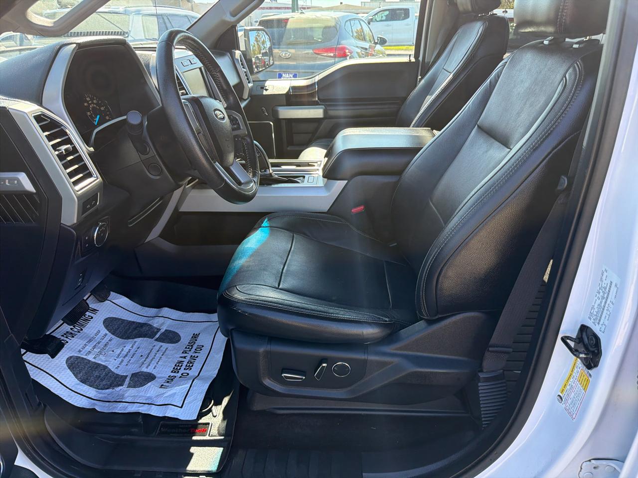 Ford F-150 Lariat 4WD SuperCrew 5.5' Box 2015