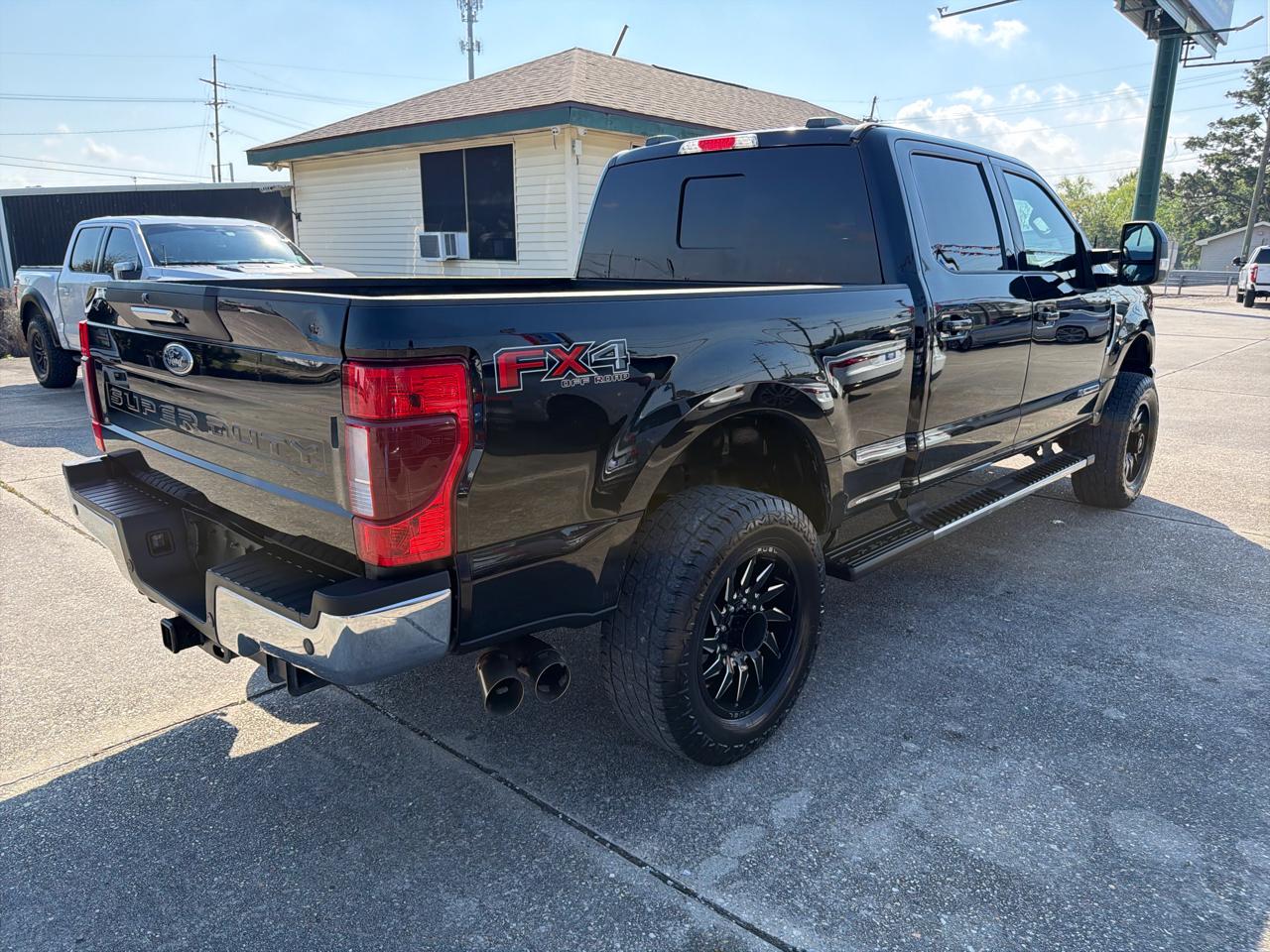 Ford F-250 SD Lariat Crew Cab 4WD 2021